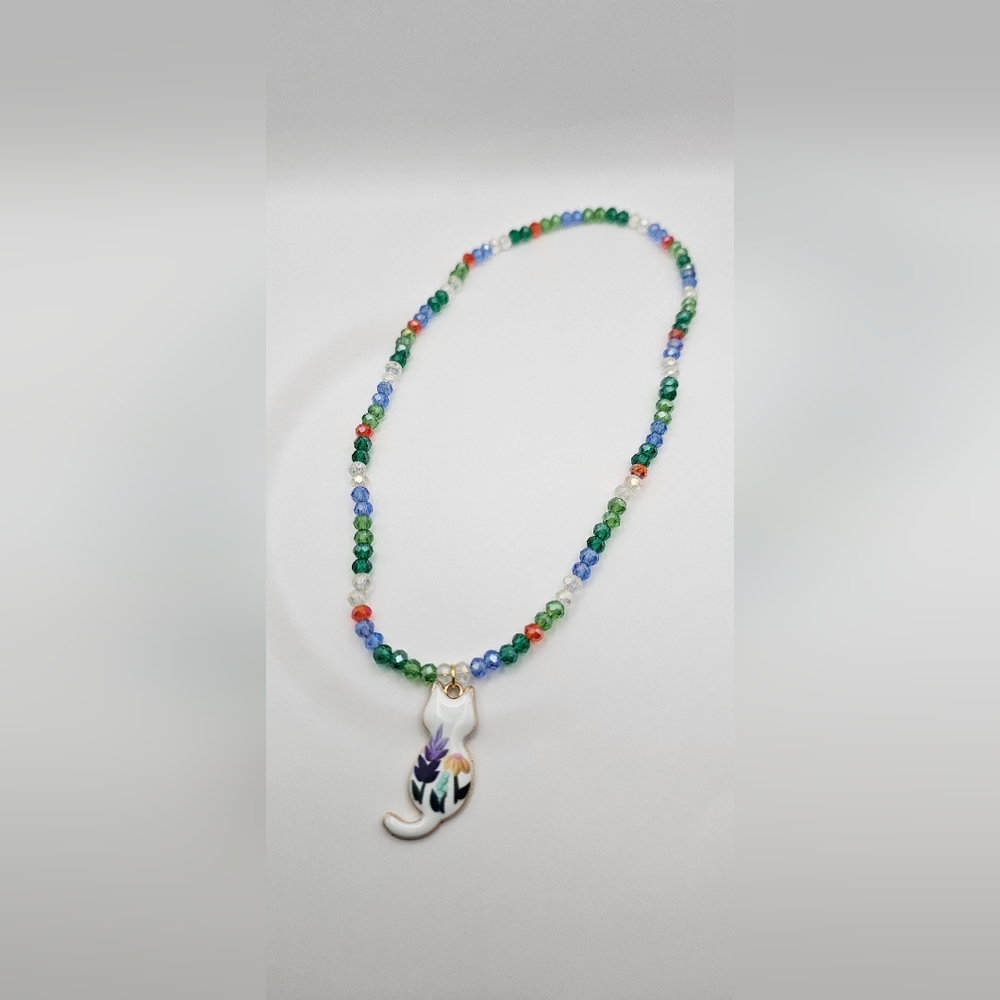 Stretchy choker with cat charm